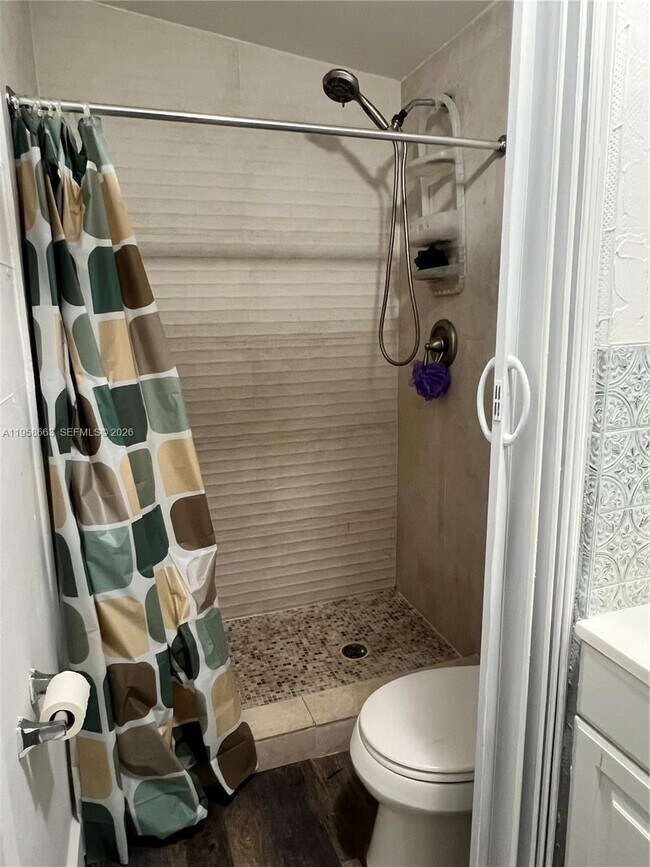 Building Photo - 6400 Fletcher St