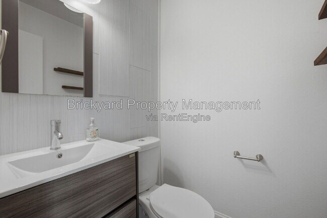 Building Photo - 4126 Justice Ln