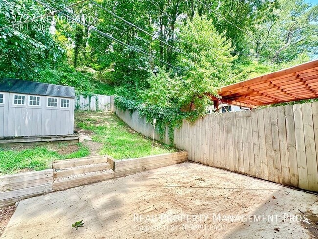 Building Photo - 3727 S Kemper Rd