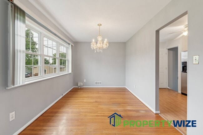 Building Photo - 9022 Samoset Rd