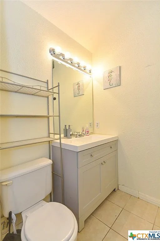 Building Photo - 2404 Magnum Cir