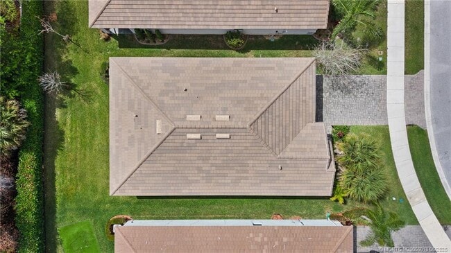 Building Photo - 7461 SW Harbor Cove Dr