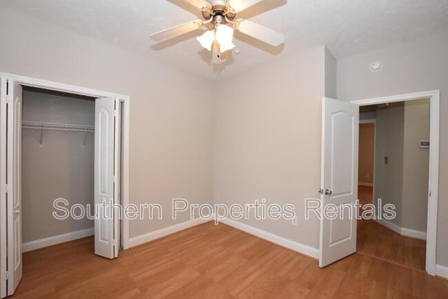 Building Photo - 109 Canyon Ct