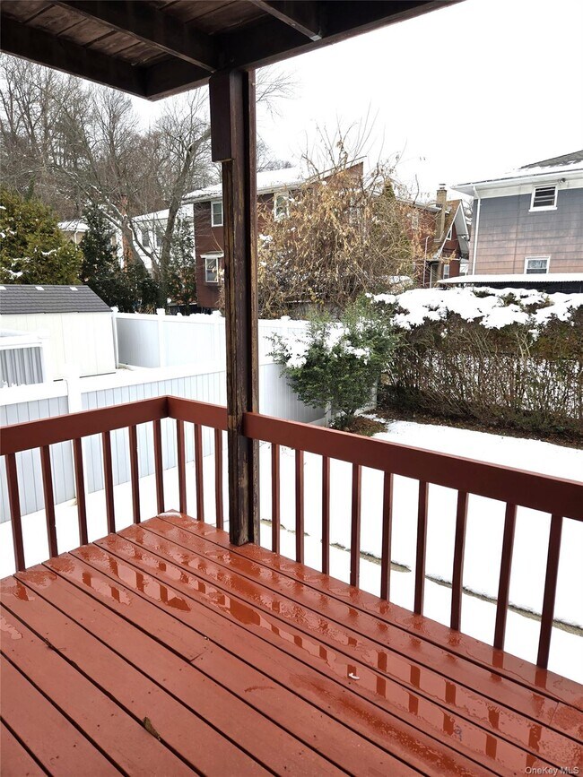 Building Photo - 90 Graywood Rd