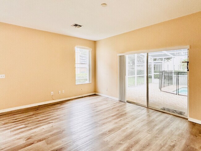 Building Photo - 1707 Retreat Cir