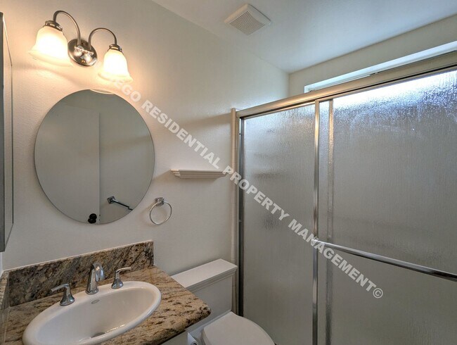 Building Photo - 4749 Canterbury Ct