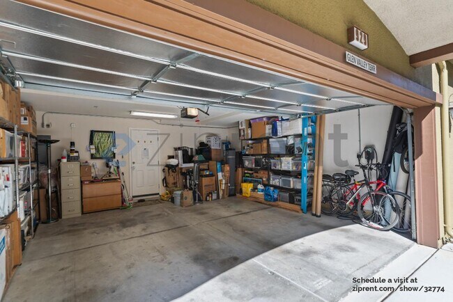 Building Photo - 929 Glen Valley Terrace