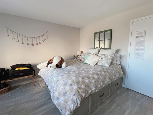 Building Photo - 376 Ocean Ave