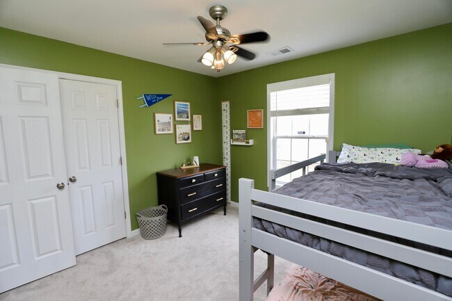 Building Photo - 1116 Waverly Pl Dr