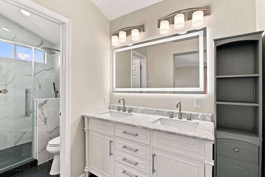 Building Photo - 2693 Mission Greens Dr