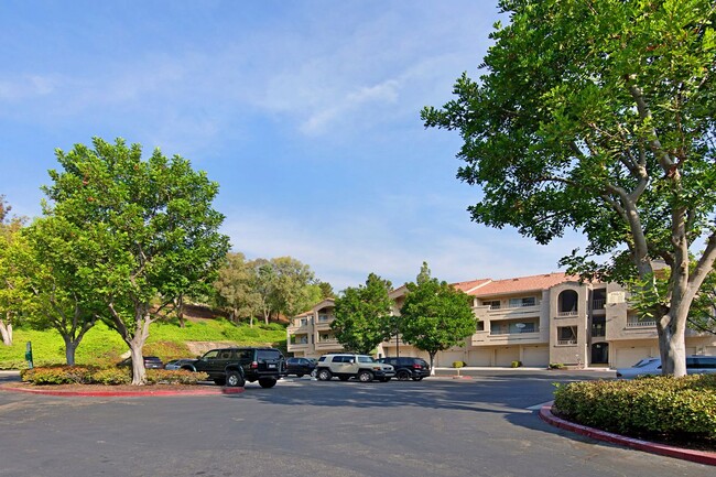 Building Photo - 1980 Las Colinas Cir
