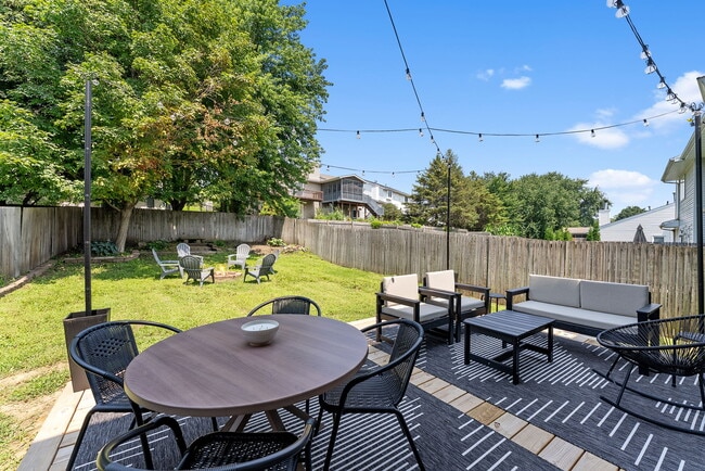 Building Photo - 2241 10th St