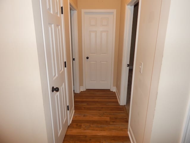 Building Photo - 305 Sliding Rock Dr