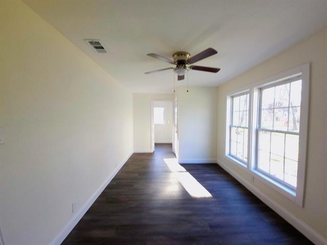 Building Photo - 315 W Dexter St