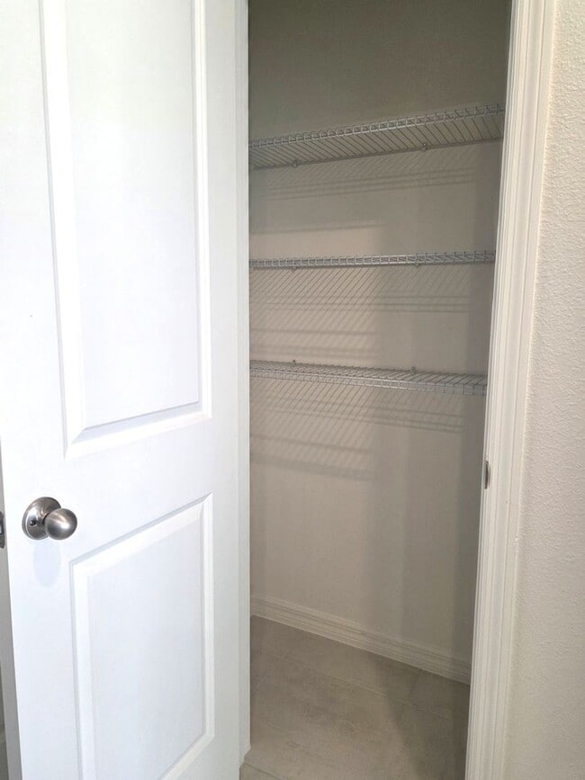 Building Photo - Brand New Townhome in The Sanctuary