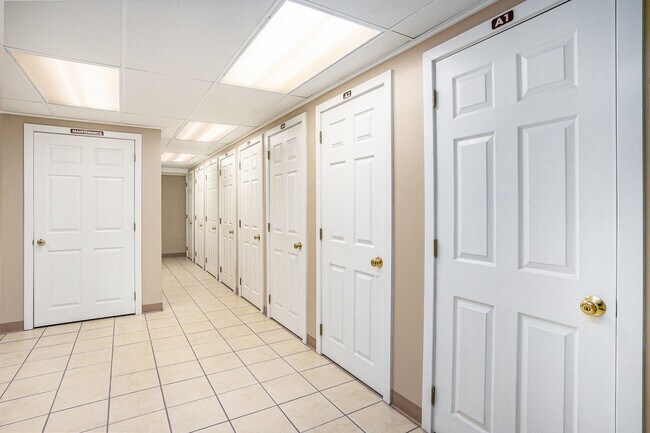Building Photo - Almont Terrace Apartments