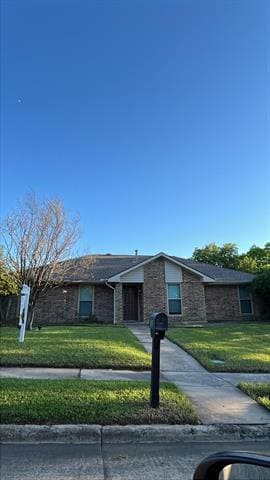 Primary Photo - 1610 St James Dr