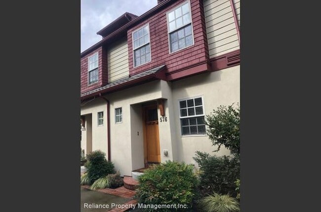 Building Photo - Stunning Tri-Level Condo with Open Concept Layout, Loft, and Private Patio!