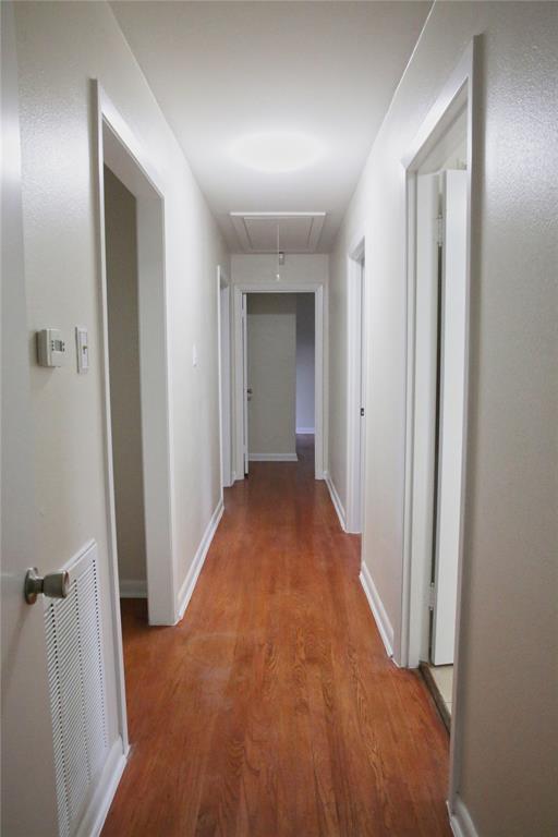 Building Photo - 5007 Hazelton St