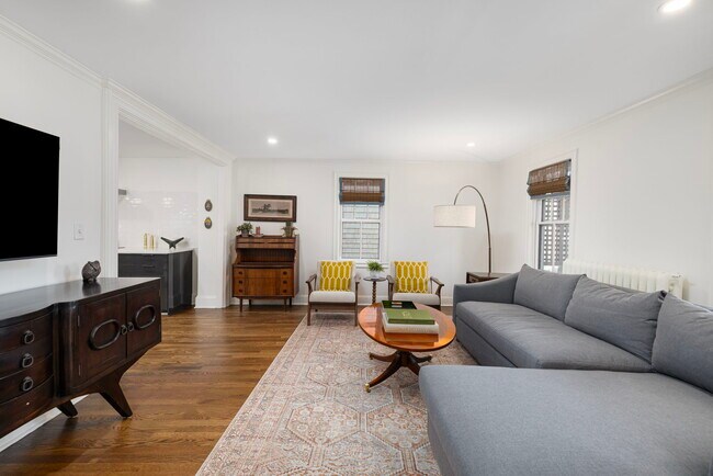 Building Photo - 23 Mt Vernon St