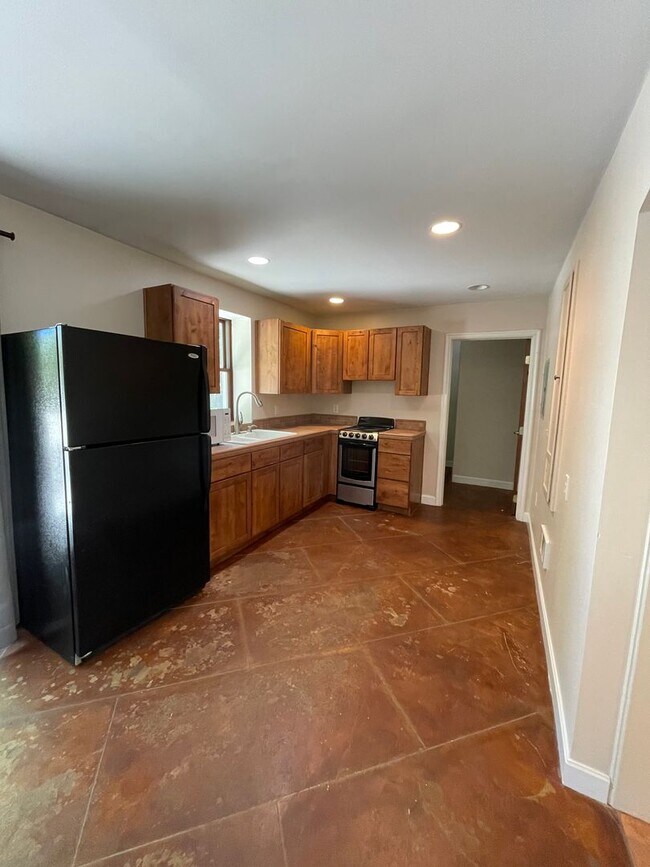 Primary Photo - One Bedroom Apartment, Salt Lake City, $13...