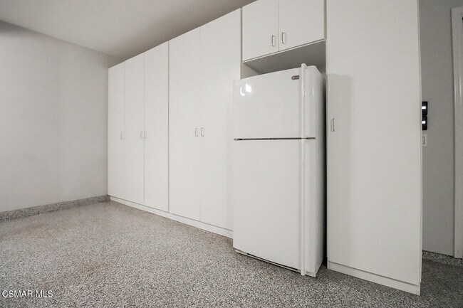 Building Photo - 23287 Park Basilico