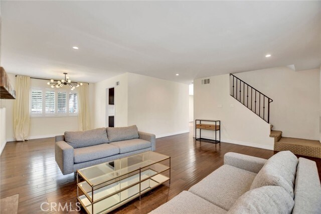 Building Photo - 454 Mt Carmel Dr