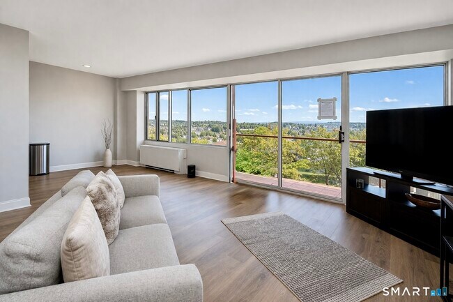 Building Photo - 30 Woodland St