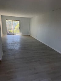 Building Photo - 4141 NW 26th St