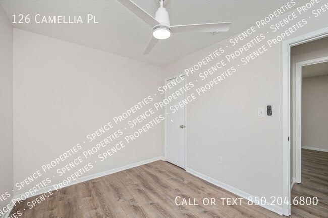 Building Photo - 126 Camellia Pl