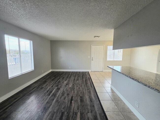 Building Photo - 152 Judy Ln