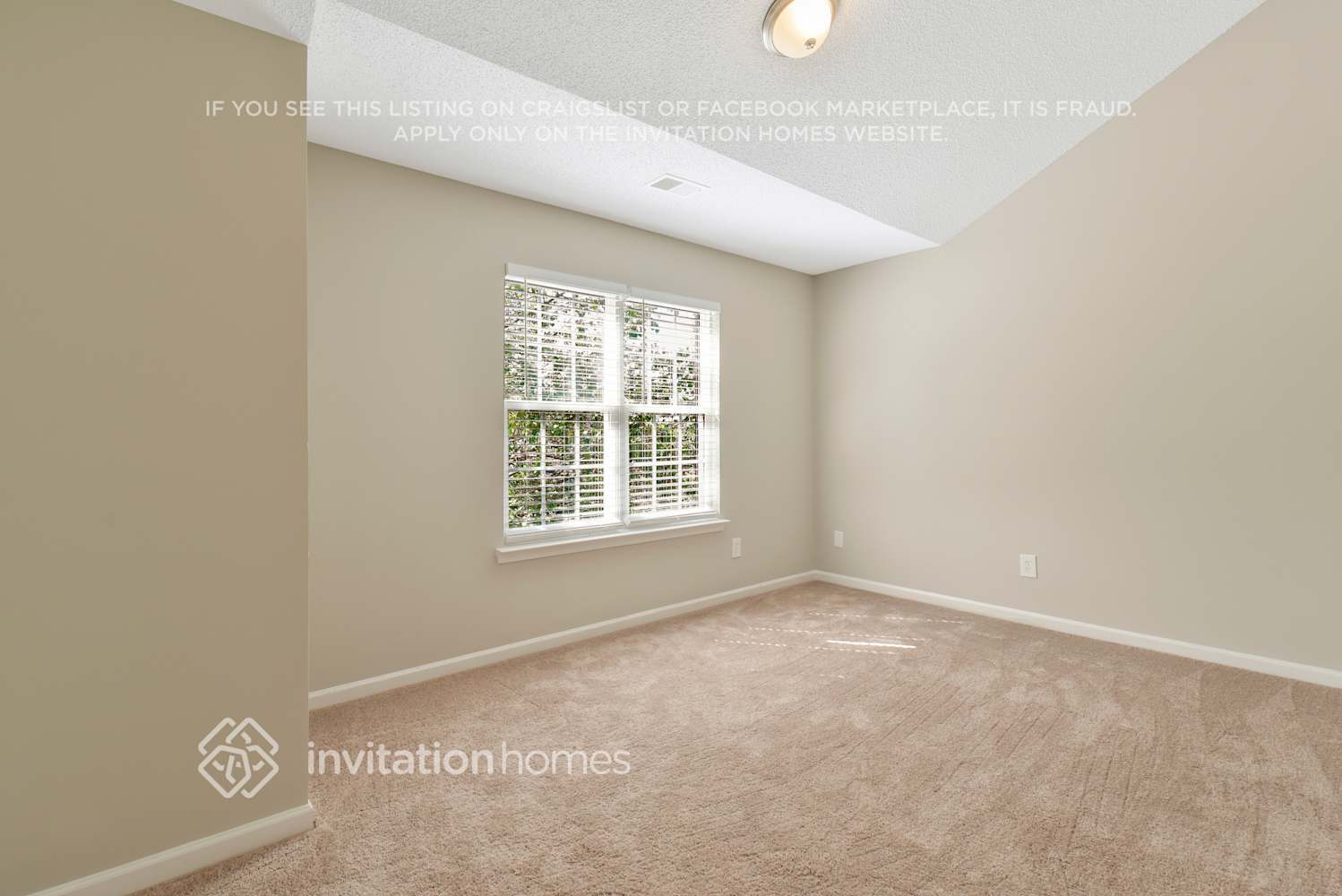 Building Photo - 10324 Covingtonwood Dr