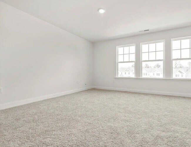 Building Photo - 53 Lavender Ln