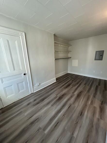 Bedroom - 323 Water St
