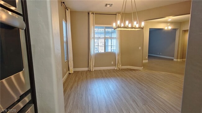 Building Photo - 2868 Josephine Dr