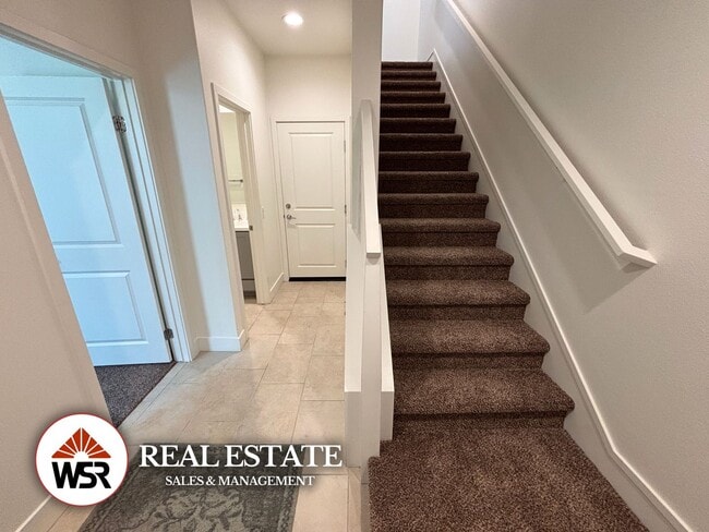 Building Photo - Stunning 4 Bedroom Townhome in the Heart of Chino Hills