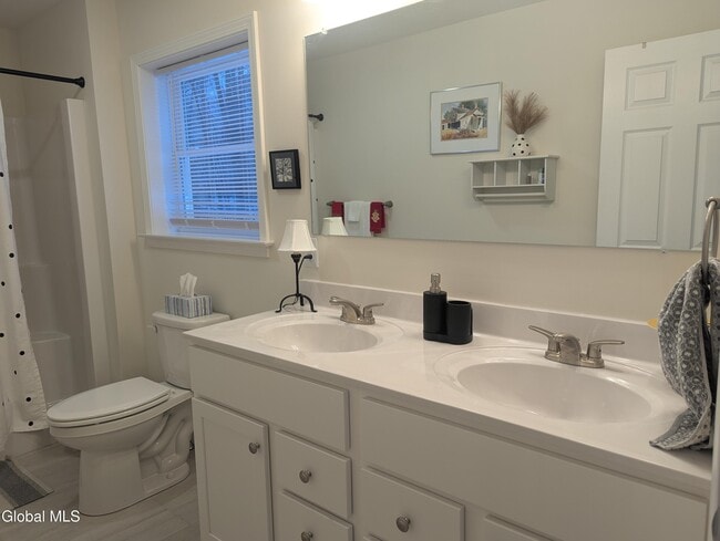 Building Photo - 134 Pickle Hill Rd