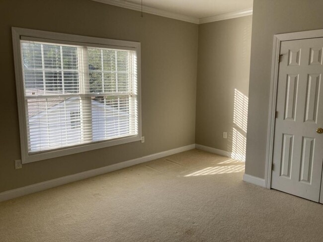 Building Photo - 3203 Middlecoff Ln