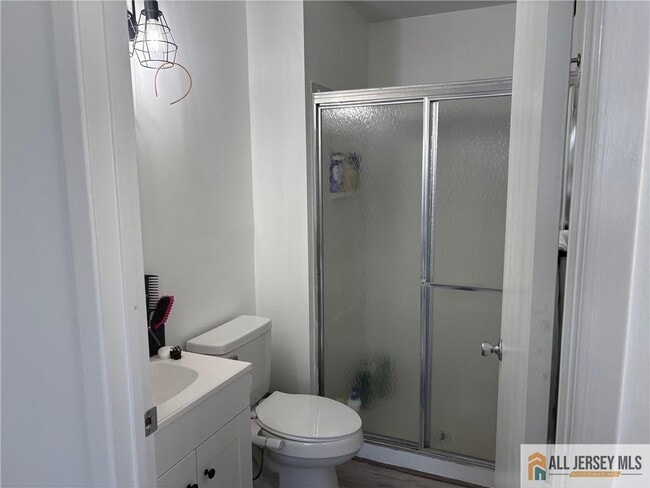 Building Photo - 802 Lindsey Ct