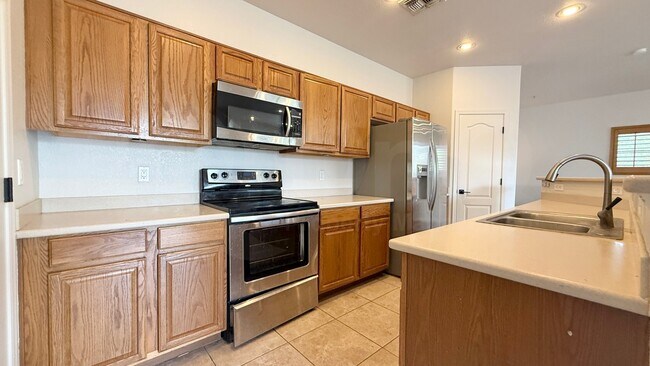 Building Photo - 7506 S 29th Way