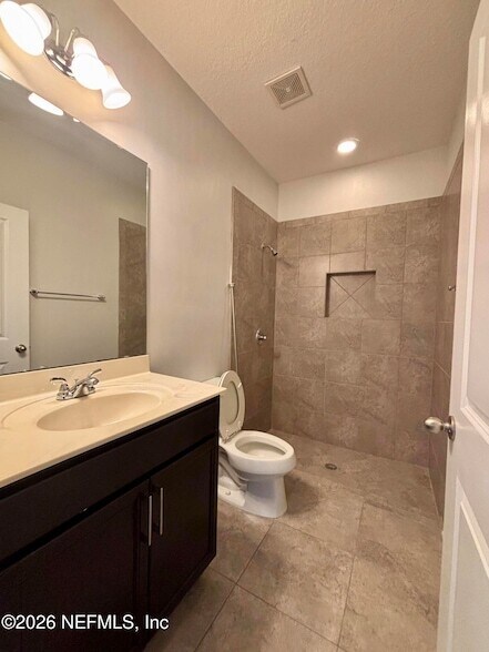 Building Photo - 15730 Spotted Saddle Cir