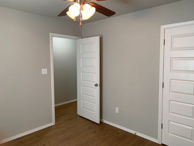 Building Photo - 2108 Ingalls Ln