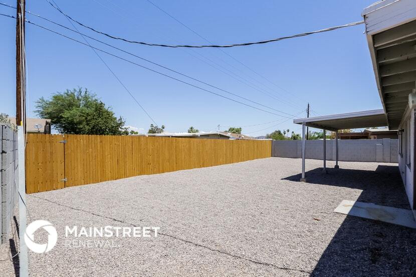 Building Photo - 3816 W Townley Ave