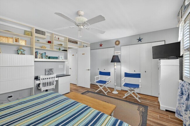 Building Photo - 2355 NE Ocean Blvd