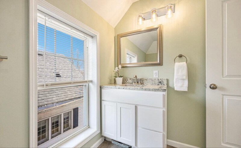 Building Photo - 1100 Hovey St SW