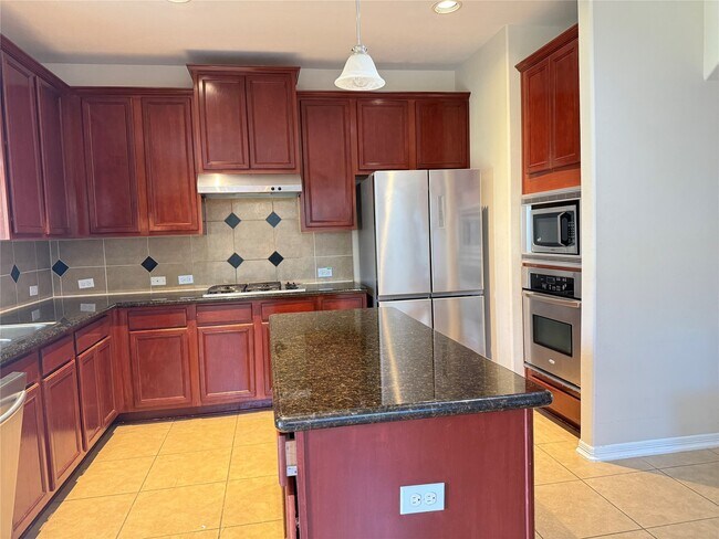 Building Photo - 10930 Reston Point Dr