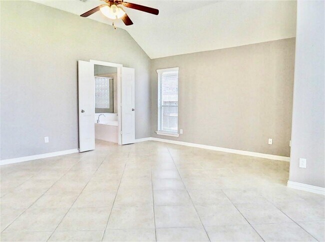 Building Photo - 5527 Custard Apple Trail