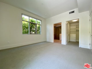 Building Photo - 1232 Kings Rd