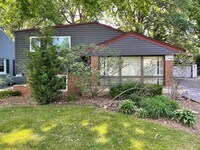 Building Photo - 1366 Cavell Ave