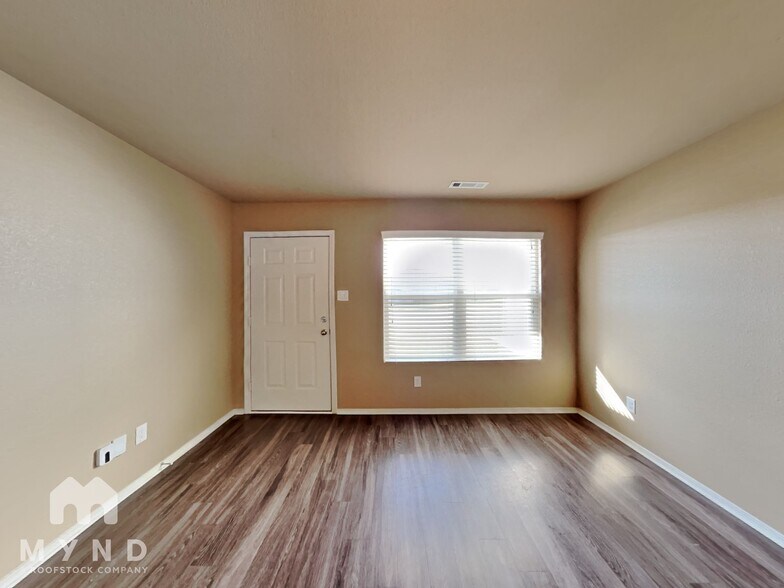 Building Photo - 12405 Solandra Cir